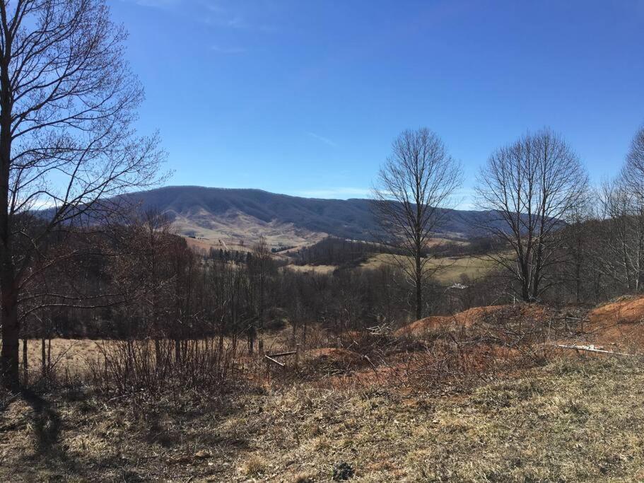 Foxtail Orchards - The Fox Den Tazewell Exterior foto
