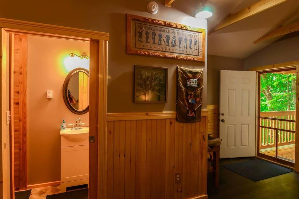 Foxtail Orchards - The Fox Den Tazewell Exterior foto